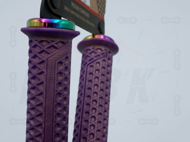 Gripy Odi VANS V2.1 w kolorze fioletowym widok po skosie, przybliżenie