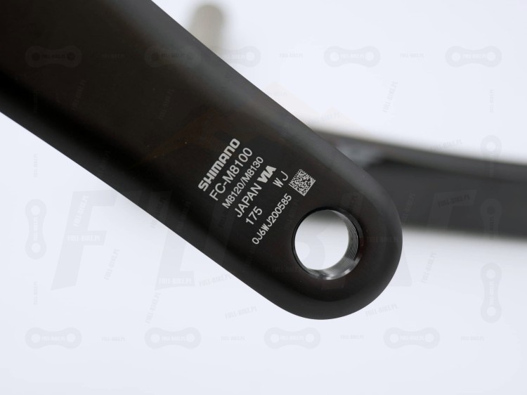 Mechanizm Korbowy Shimano DEORE XT FC-M8100-1 zbliżenie na mocowanie pedała