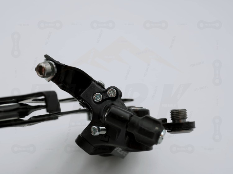 Przerzutka Shimano ALIVIO RD-M3100-SGS 9S zbliżenie na śruby regulacyjne