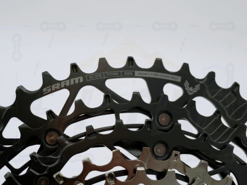 Kaseta Sram XS-1270 Transmition 10/52 zbliżenie na największe zębatki