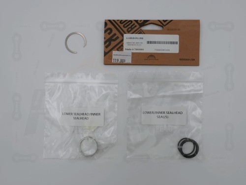 Zestaw Serwisowy Rock Shox Reverb AXS A1/A2 (200H) w opakowaniu