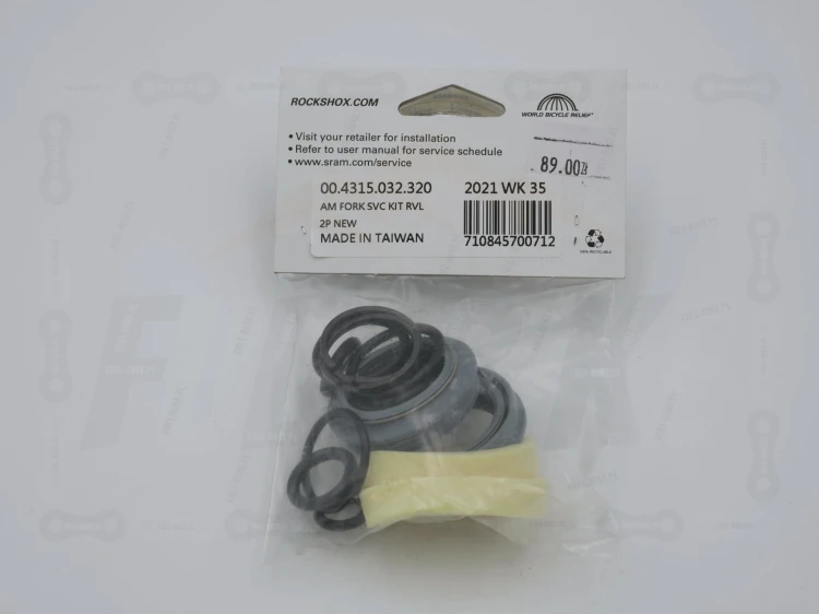 Zestaw Serwisowy Rock Shox Revelation Dual Position Air w opakowaniu