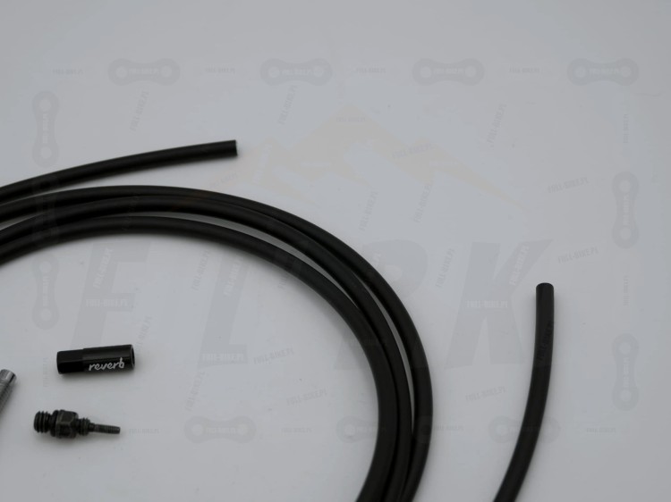 Przewód do sztycy Rock Shox Reverb zbliżenie na końcówkę