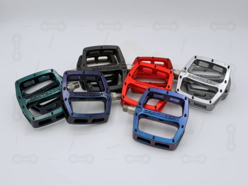 pedały rowerowe dartmoor vibe w kolorze srebrnym, czerwonym, petrolowym, zielonym, czarnym