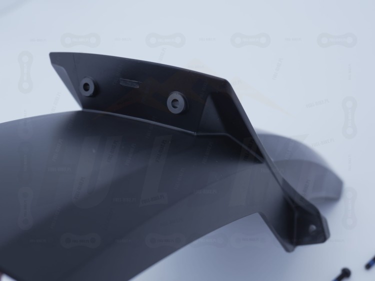 Błotnik Do amortyzatora Rock Shox Boxxer zbliżenie na otwory montażowe