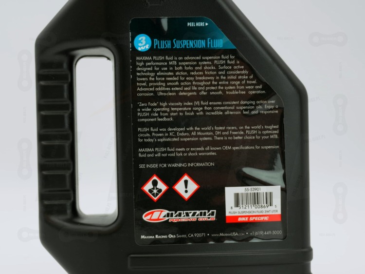 Olej do amortyzatorów oraz damperów Maxima Plush 3WT Suspension Fluid. Zbliżenie na etykiete