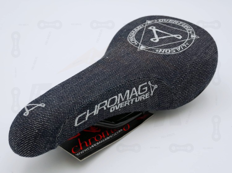 Siodło Chromag Overture w wersji Limitowanej LTD. Wersja Denim (jeansowy). Widok po skosie