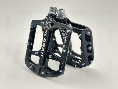 Pedały rowerowe Chromag Scarab Czarne oparte o siebie