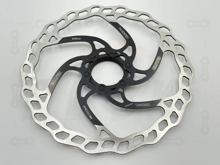 Tarcza hamulcowa Galfer 180mm o grubości 1.8mm z mocowaniem center lock. Widok od przodu