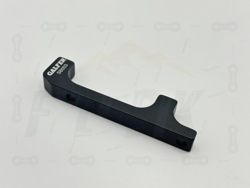 Adapter zaicsku hamulcowego galfer SB003 +63mm. Zbliżenie na oznaczenie producnta