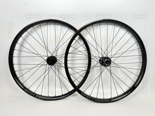 Komplet kół 27,5"+ obręcz dartmoor cruiser 27,5" piasty tanke th490 110x15 148x12