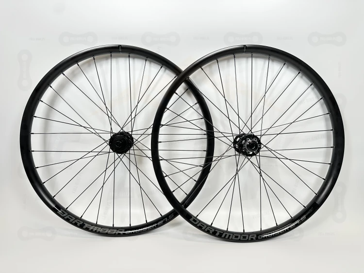 Komplet kół 27,5"+ obręcz dartmoor cruiser 27,5" piasty tanke th490 110x15 148x12