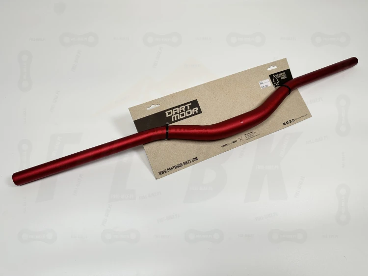 Kierowica dartmoor tornado Hi o średnicy 31,8 i długości 780mm w kolorze czerwonym