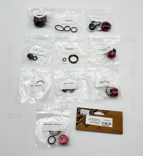 Zestaw Serwisowy Rock Shox Lyrik D1/D2 2023+ w opakowaniu