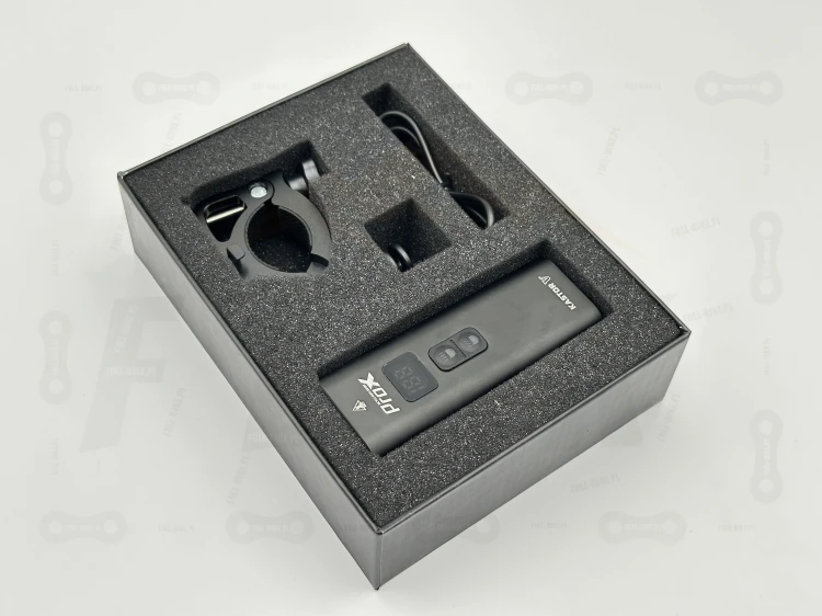 Lampa Przód Prox Kastor-V 2400lm 6400mah główne zdjęcie produktu w opakowaniu