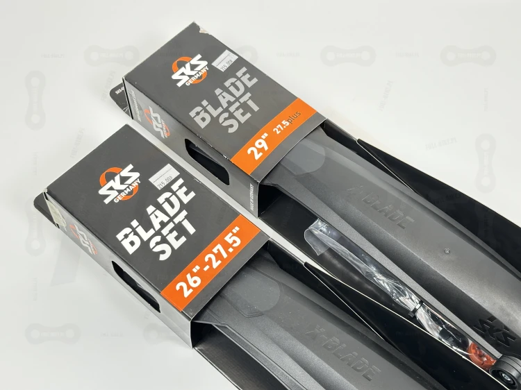 Błotnik SKS Blade Set (Różne rozmiary) widoczne na zdjęciu w opakowaniach