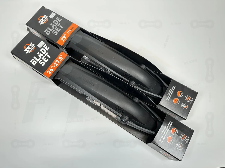 Błotnik SKS Blade Set (Różne rozmiary) widoczne na zdjęciu w opakowaniach