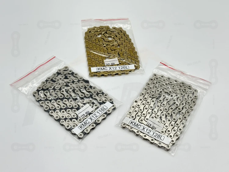 Łańcuch KMC X12 (Różne Warianty) główne zdjęcie trzech wariantów łańcuchów 116L Black/Silver, 126L Gold oraz 128L Silver
