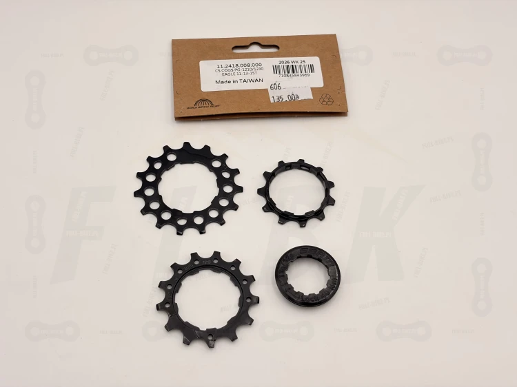 Zębatki Do Kasety Sram PG-1210/1230 11T 13T 15T zdjęcie przedstawia wszystkie elementy zestawu wraz z etykietą produktu