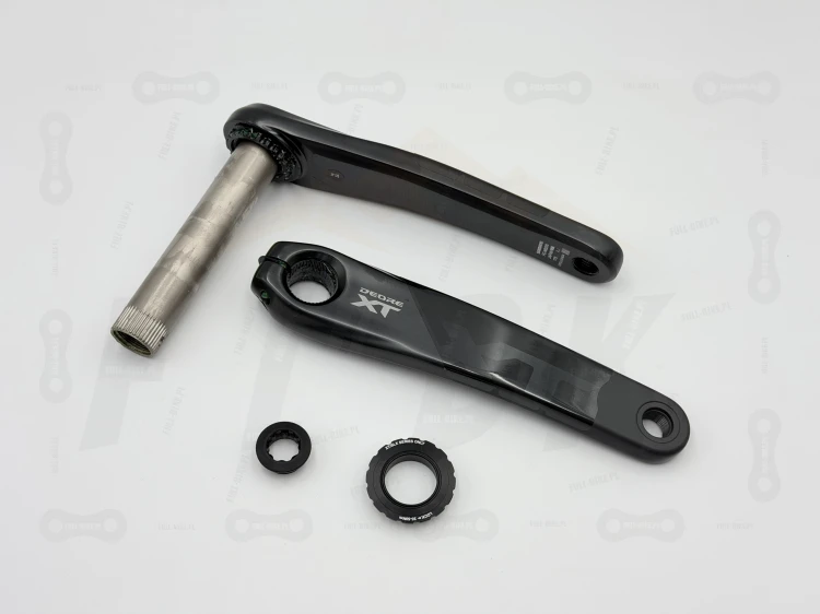 Mechanizm Korbowy Shimano DEORE XT FC-M8200-1 Korba główne zdjęcie korby, widok na wszystkie elementy tego zestawu