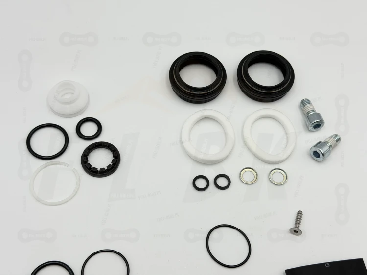 Zestaw Serwisowy Rock Shox XC30 B1-B4 Judy TK-B1 zbliżenie na uszczelki