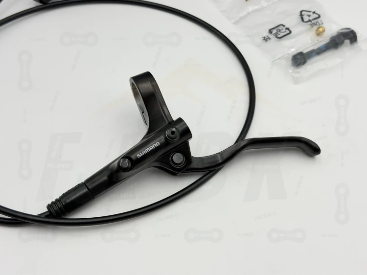 Hamulec tarczowy Shimano Mt-200 zbliżenie na klamkę hamulcową