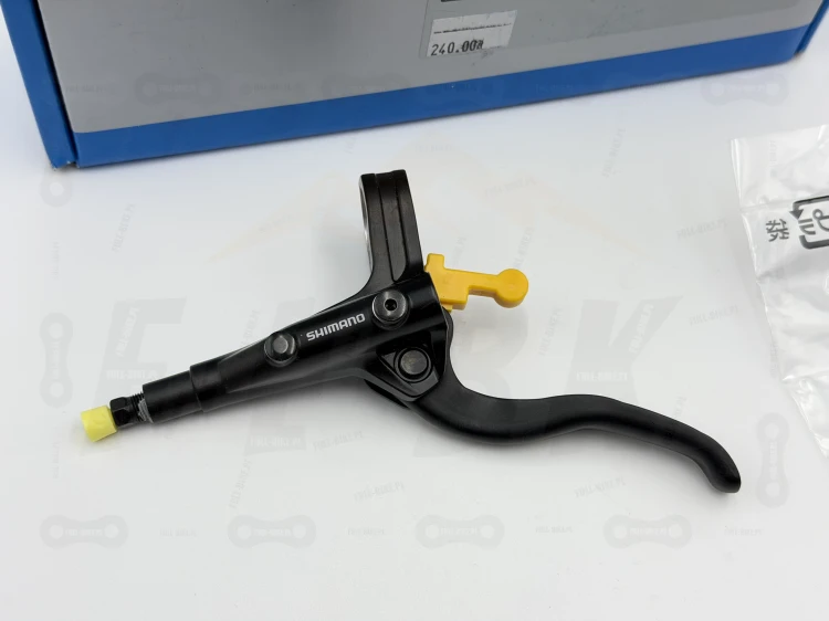 Hamulec tarczowy Shimano Mt-401/410 zbliżenie na klamkę hamulcowa