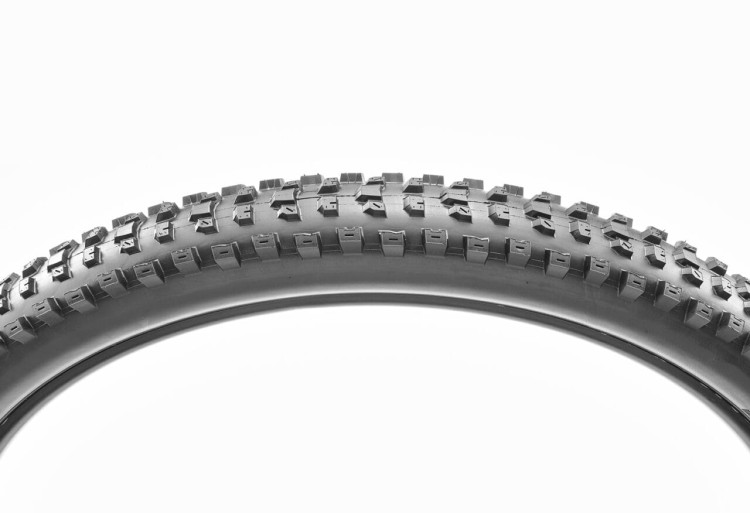 Maxxis dissector od boku